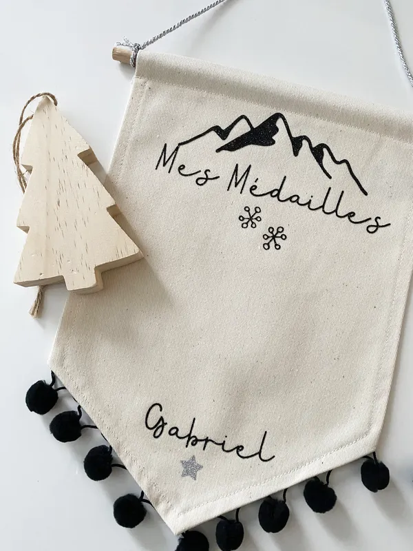 Porte médailles de ski personnalisé pour champion!